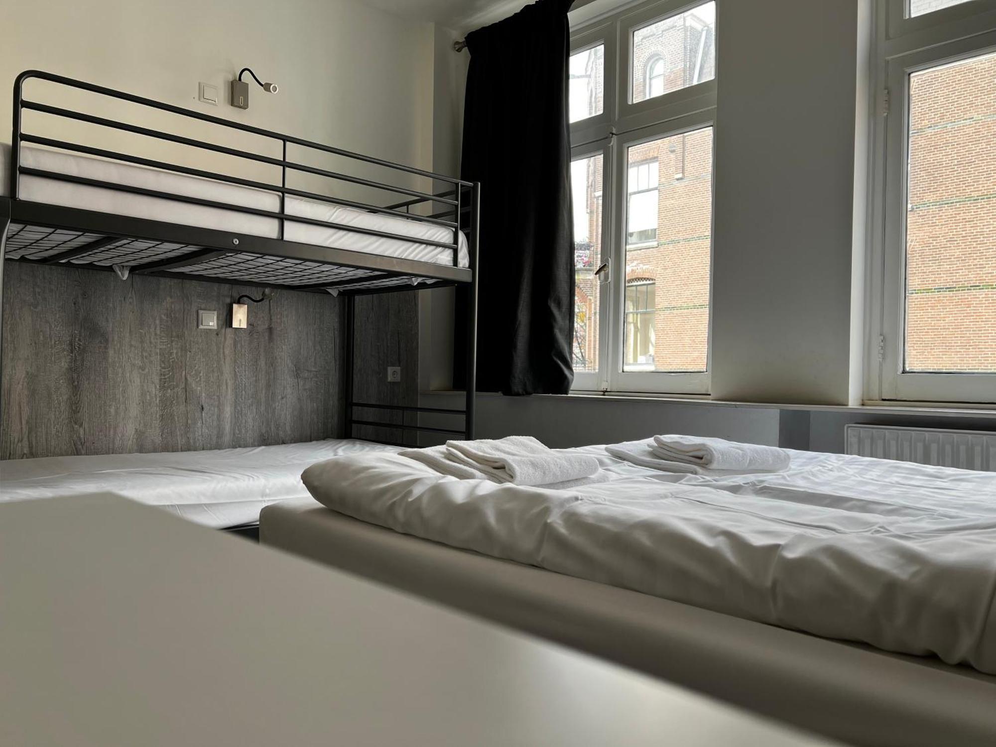 Budget Trianon Hotel Амстердам Екстериор снимка