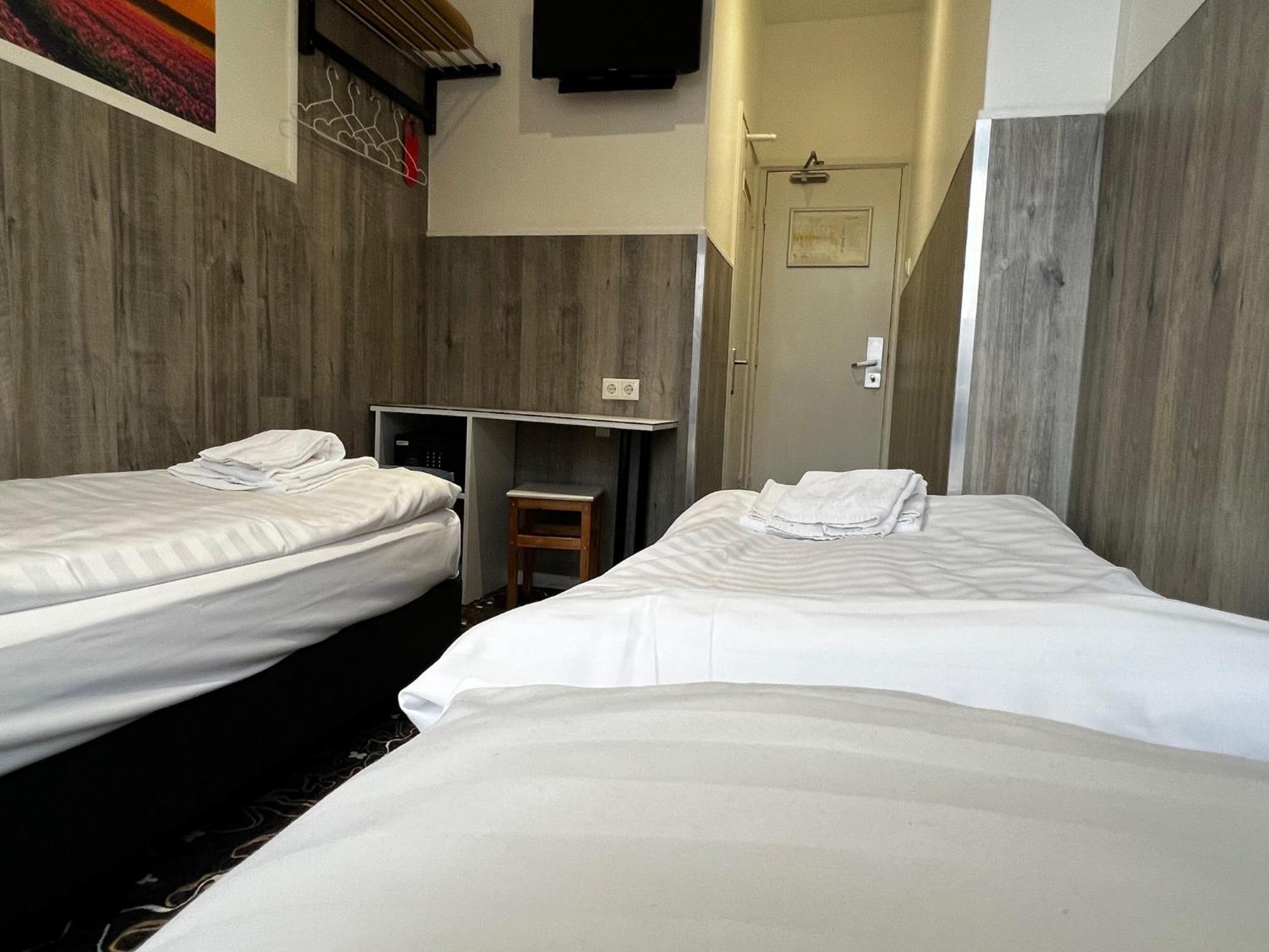 Budget Trianon Hotel Амстердам Екстериор снимка