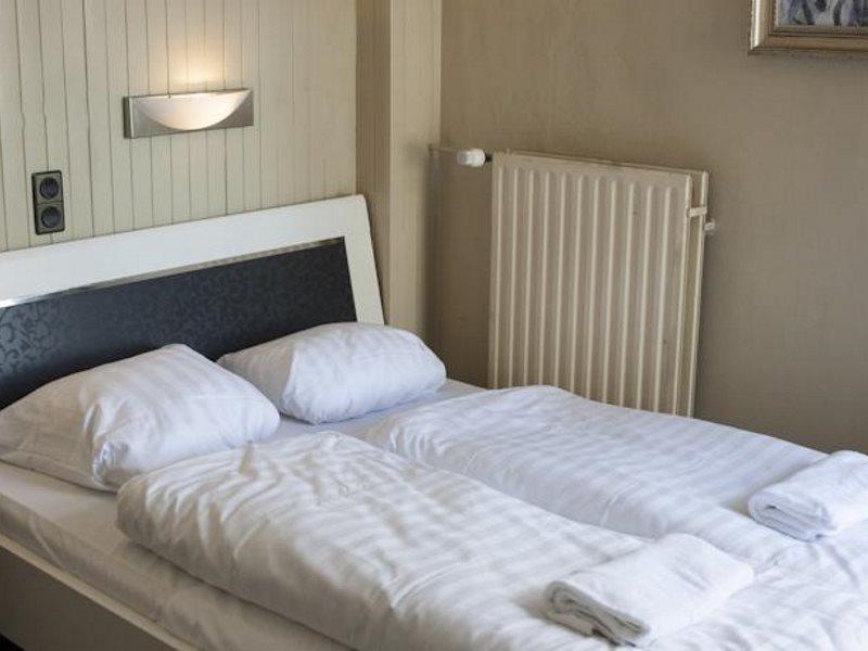 Budget Trianon Hotel Амстердам Екстериор снимка